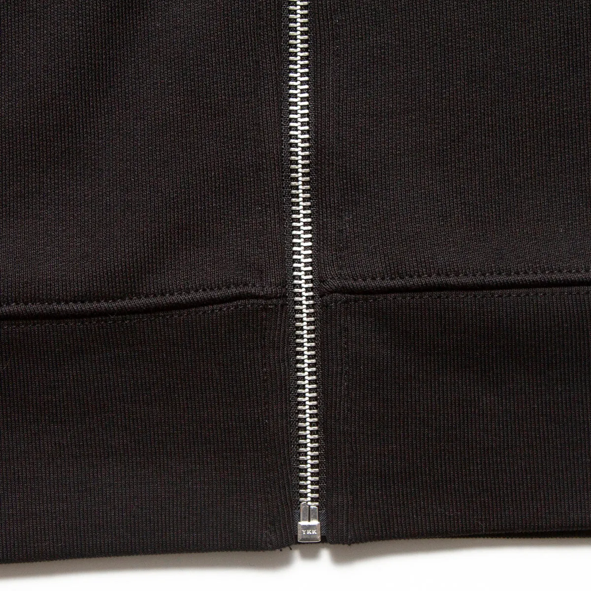 BB Smiley Crest - Zipped Hood - Black