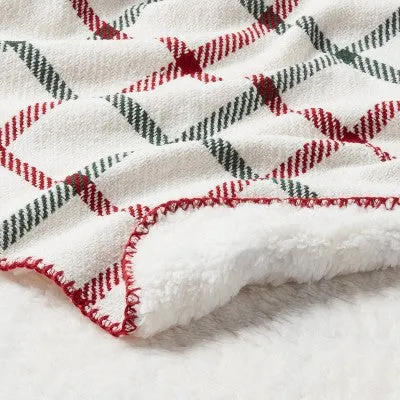 New - Full/Queen Christmas Plaid Bed Blanket Red - Threshold