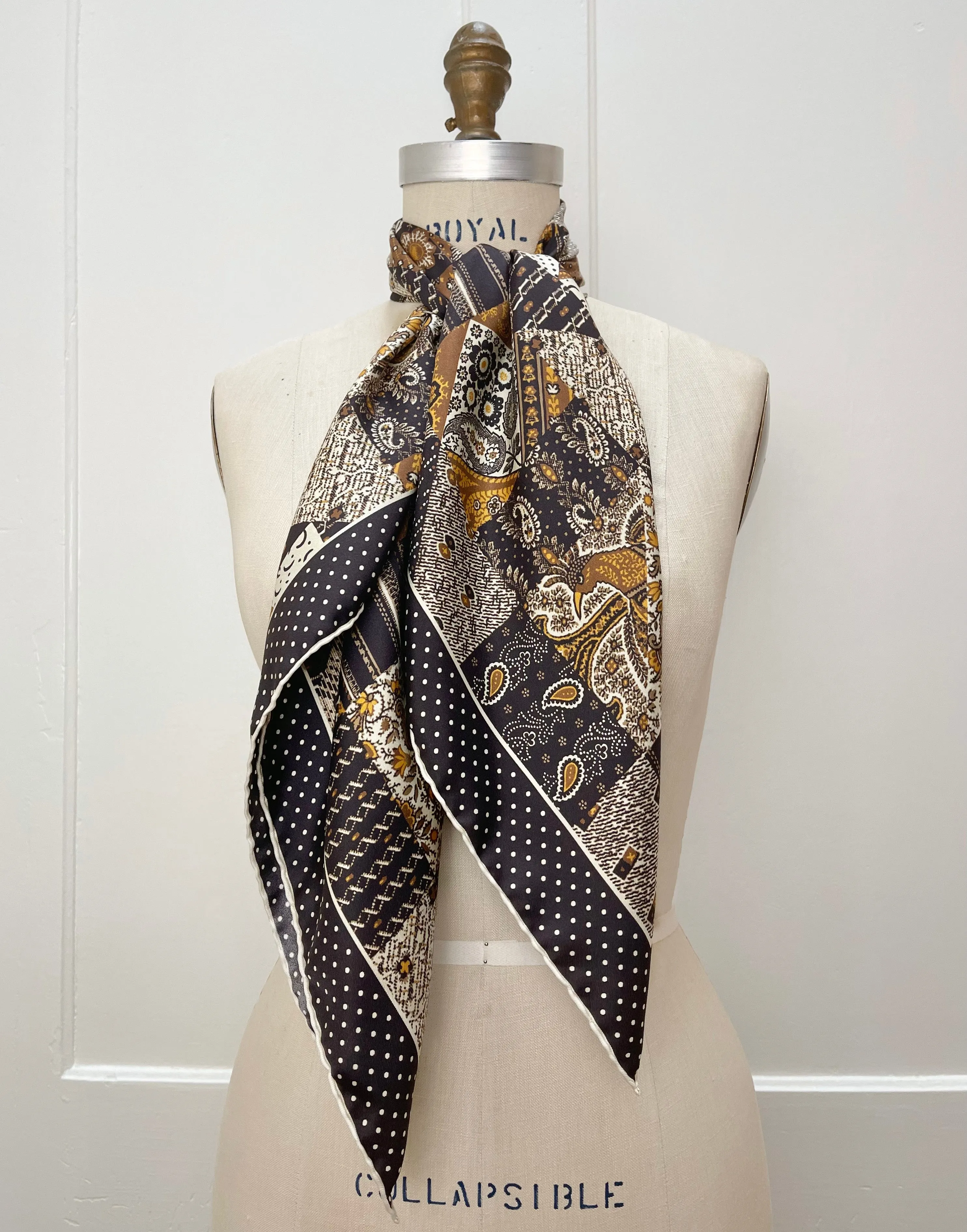 Personalized Dapper Pastiche Scarf