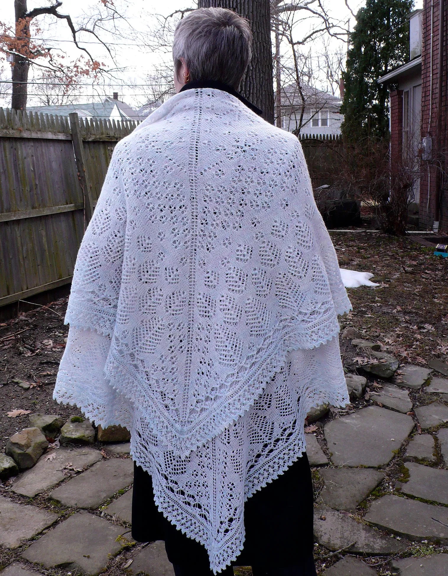 Snowflakes in Cedarwoods Lace Shawl <br/><small>knitting pattern</small>