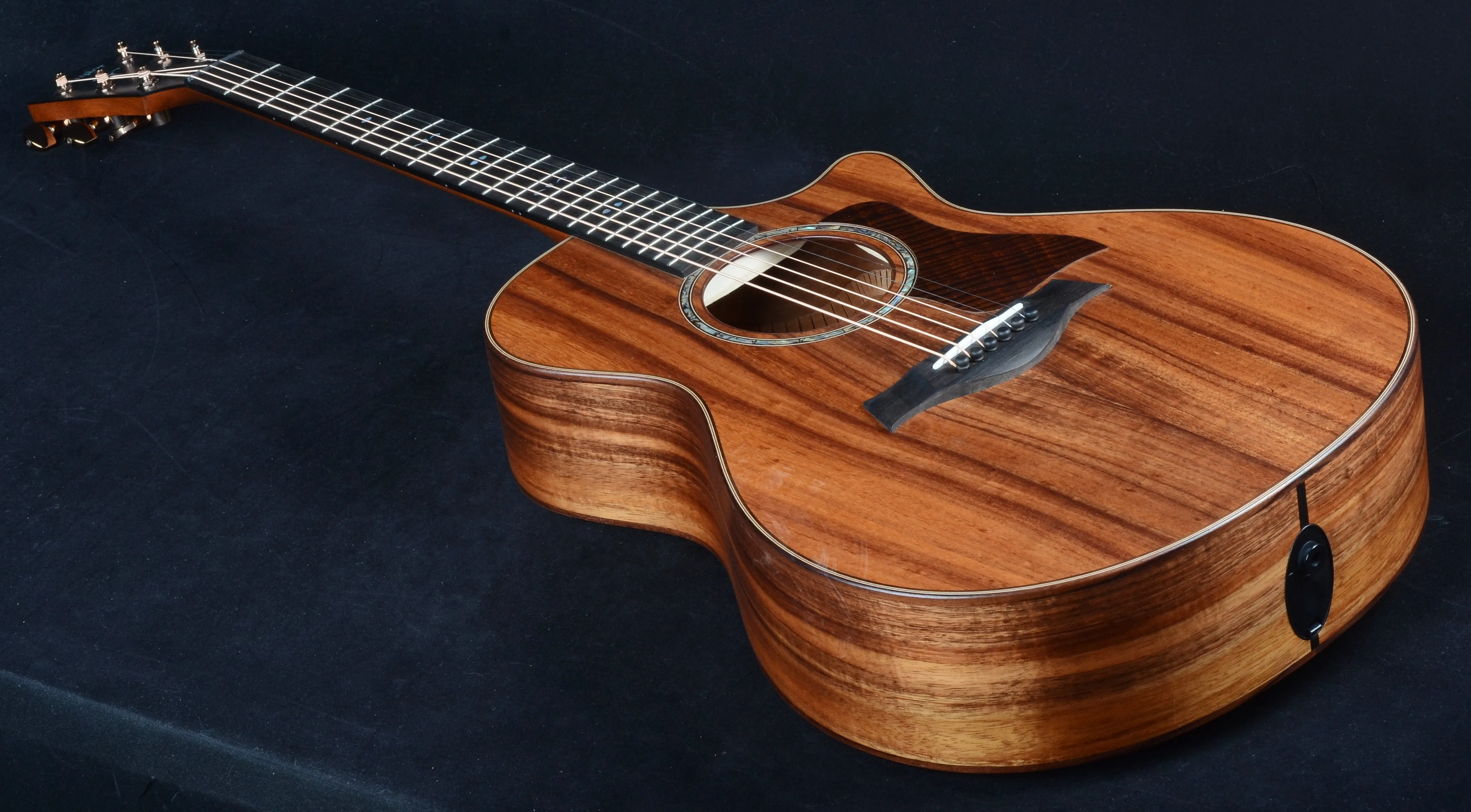 Taylor 722ce