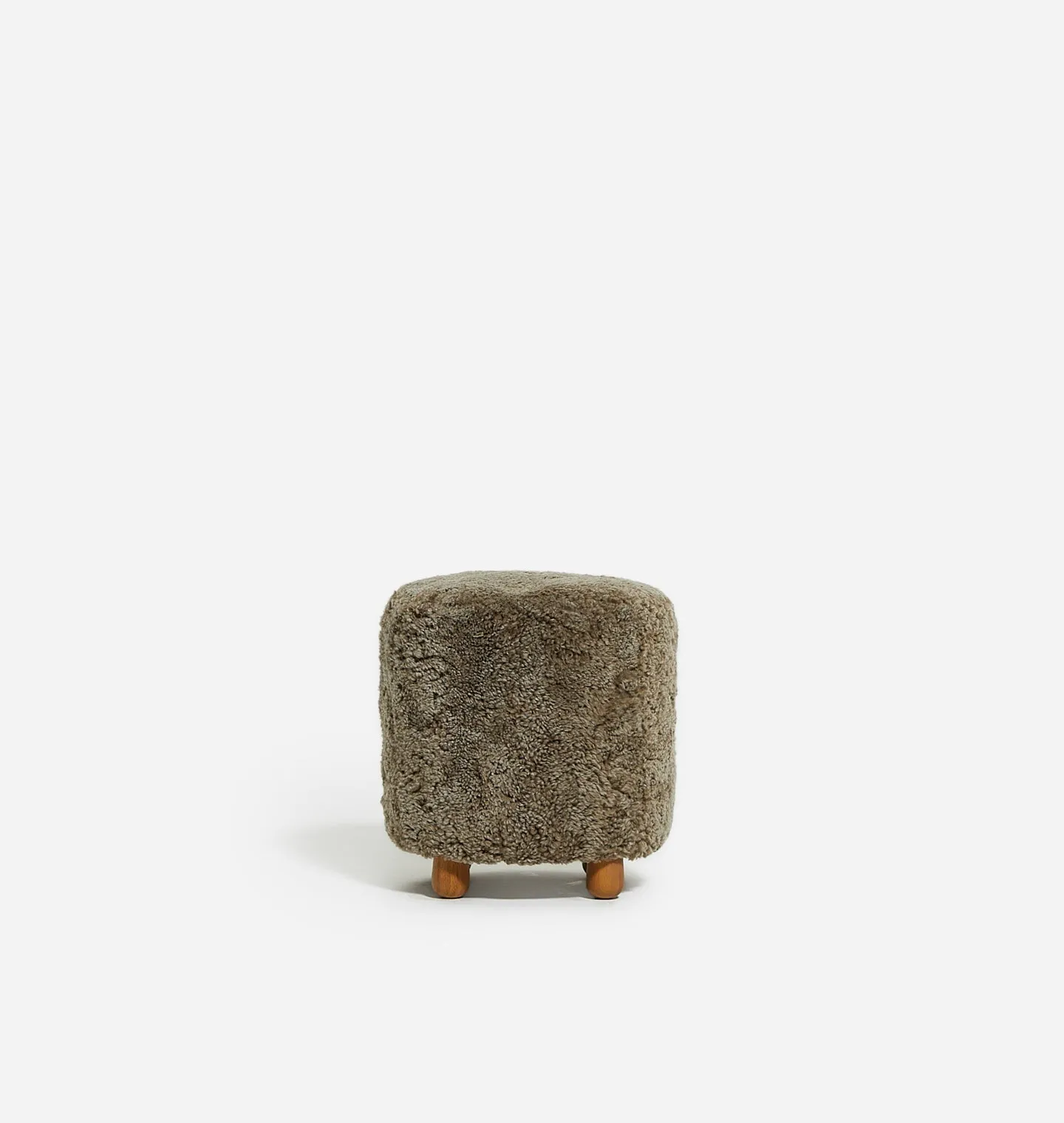 Tocho Footed Stool